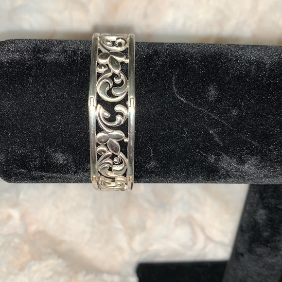 B1462 Retired Silpada Sterling silver Filigree Bracelet - Picture 1 of 3